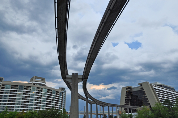 Bay Lake Towers